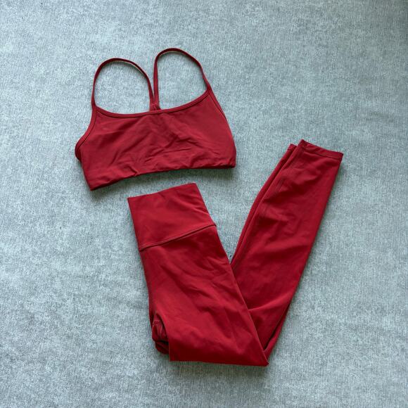 Vuori Red AllTheFeels Set - Picture 1 of 4